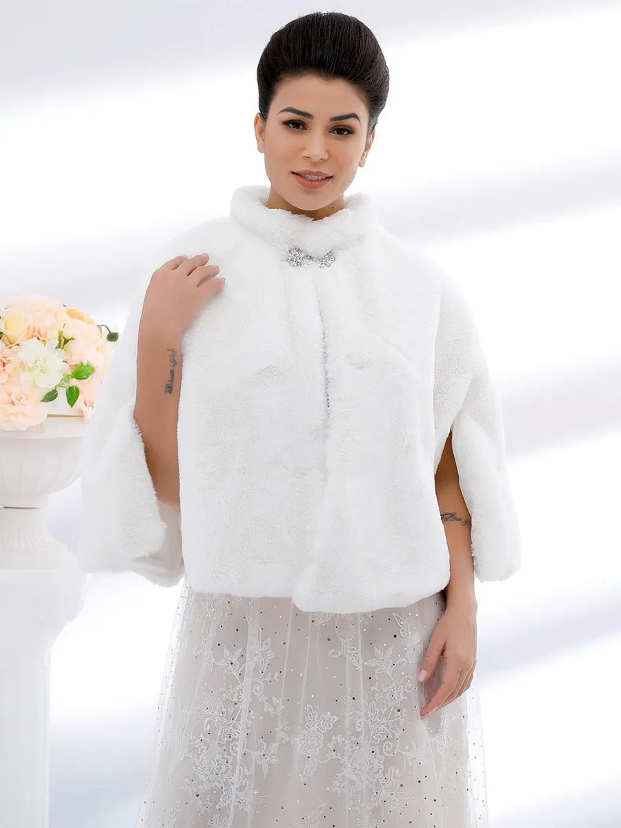 2025 Women's Casual Midweight White Faux Fur Capes