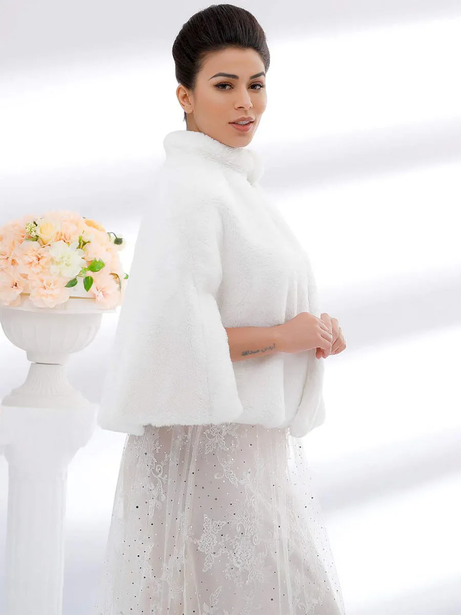 2025 Women's Casual Midweight White Faux Fur Capes