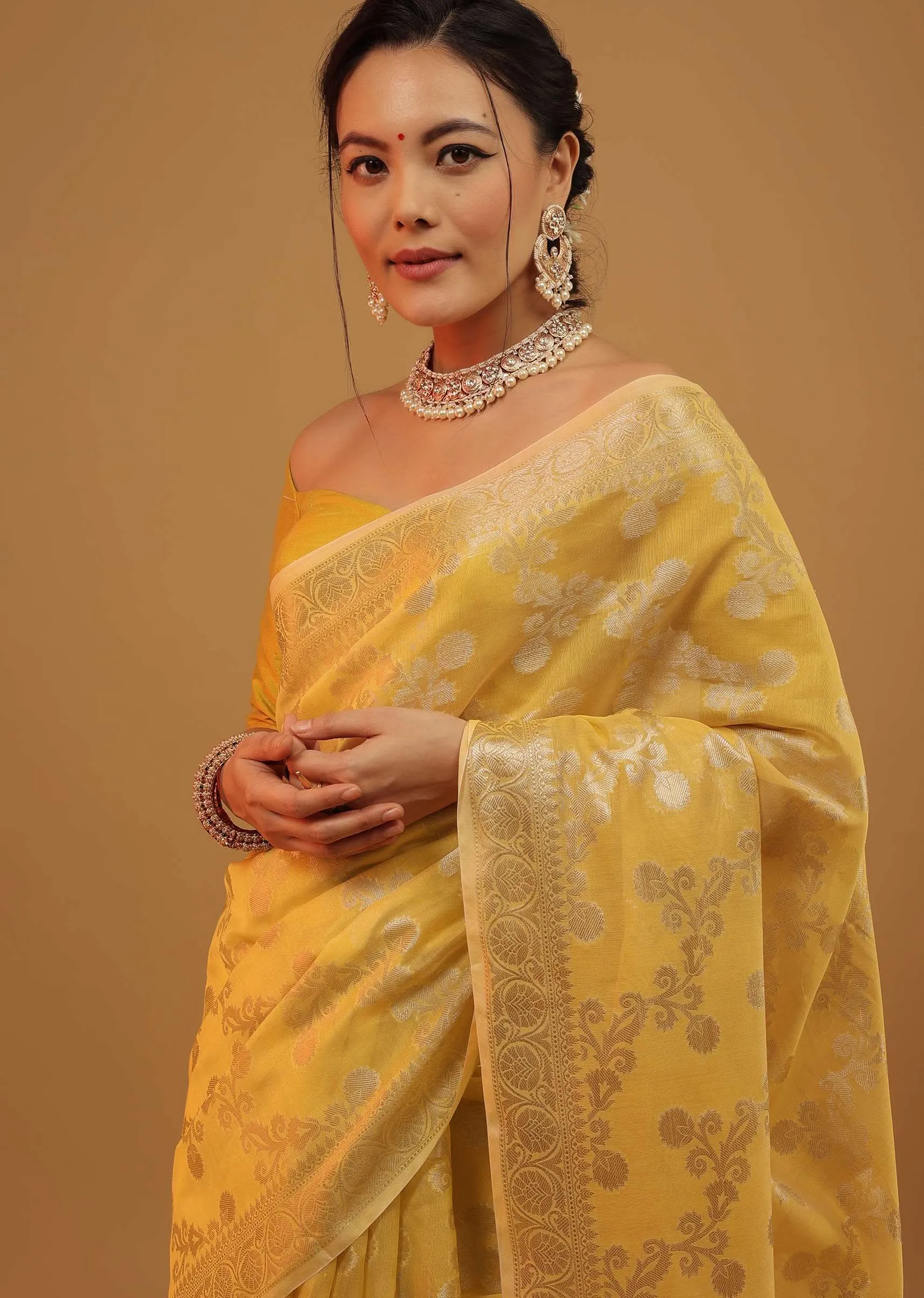Daffodil Yellow Saree In Pure Handloom Cotton Woven In Banarasi Chanderi