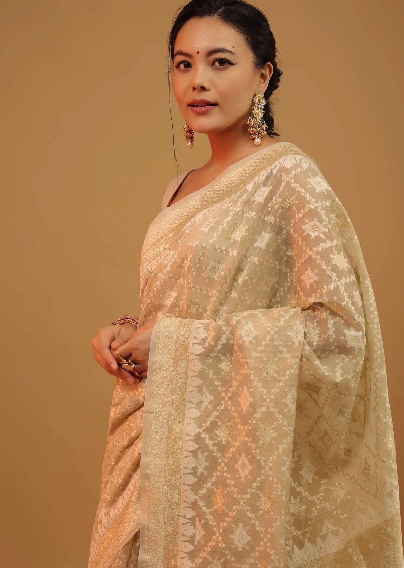 Daffodils Yellow Saree In Pure Handloom Cotton With Banarasi Chanderi Weave