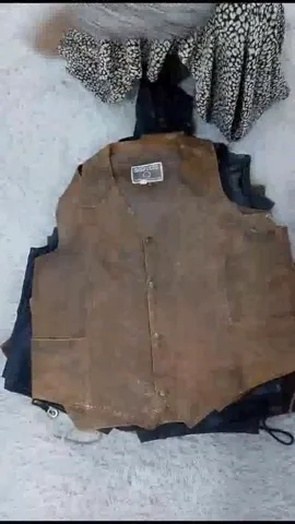 Y2K 2024 - 90s Vintage Leather Vests Mix - 15 Pcs